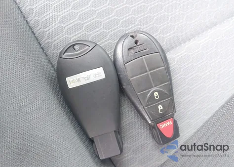 2017 Ram 1500 Express 4X2 5'7 Box из США, поврежденный, VIN 1C6RR6KTXHS836171